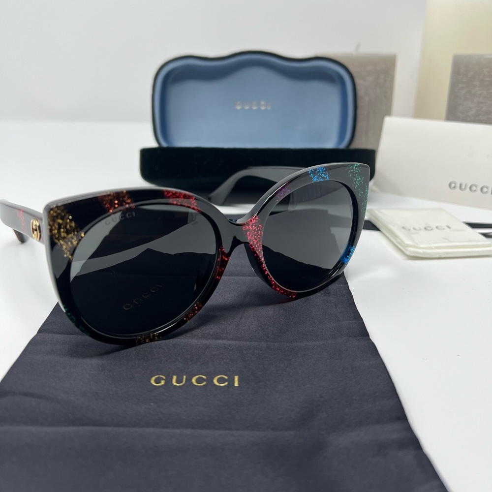 ❌SOLD❌ GUCCI SUNGLASSES